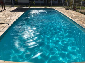 250m da praia-Kitinete com Piscina-Matinhos-PR